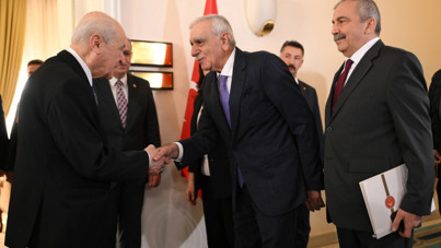 İmralı'dan geldiler, Bahçeli'ye gittiler: DEM Parti'nin ziyareti 42 dakika sürdü, Önder'in elindeki dosya dikkat çekti