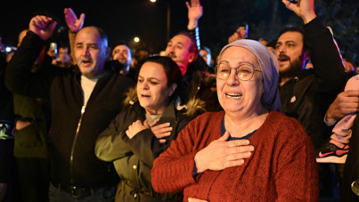 Ferdi Tayfur'un sevenleri gözyaşlarına boğuldu