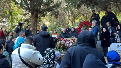 Ferdi Tayfur'un mezarı ziyaretçi akınına uğradı