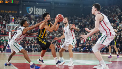 Russell'ın 40 sayısı yetmedi: Fenerbahçe, Karşıyaka'yı 100'leyerek geçti