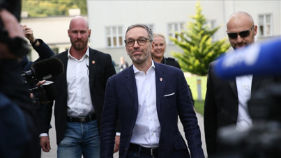 Avusturya'da aşırı sağa hükümet kurma yetkisi