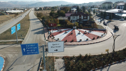 Devlet Bahçeli Caddesi'nin ismi, Sinan Ateş Caddesi olarak değiştirildi
