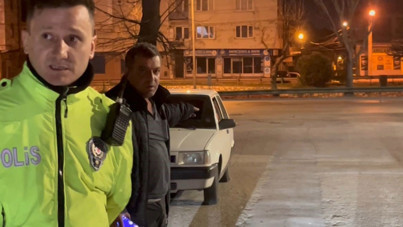 Alkol denetimine takıldı, önce kaçtı sonra pazarlık yaptı: 'Yok abi yatacağım burada'
