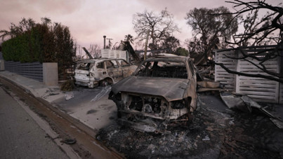 Los Angeles'ta yangın dehşeti sürüyor: 166 bin kişi için tahliye uyarısı