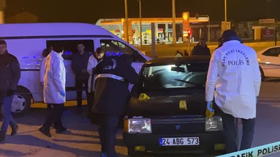 Otomobildeki kavga kanlı bitti