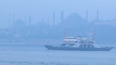 Boğaz'da trafik geçici olarak durduruldu