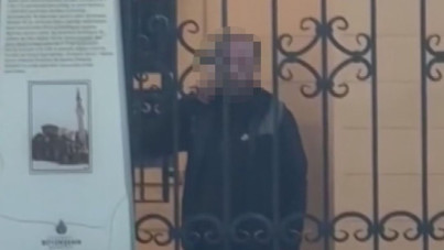 Namazdan çıkan cemaate bıçaklı saldırı: 2 yaralı