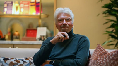 75 yaşında 30'luk fitlik: Milyarder girişimcinin gençlik sırları ne?