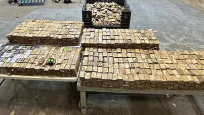 Acı biber ve salatalıkların arasından 907 kilogram uyuşturucu çıktı