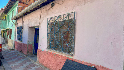 Taşınacağı evinden cenazesi çıktı: Oğlu sırtından bıçakladı