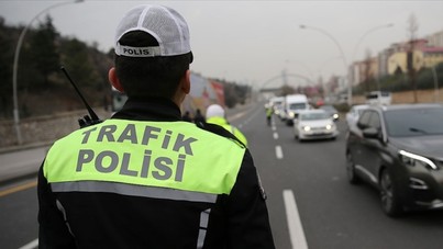İstanbul Valiliği'nden yeni karar: Bu yollar trafiğe kapatılacak
