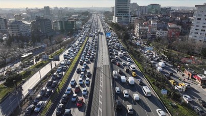 İstanbul'da trafik kilitlendi
