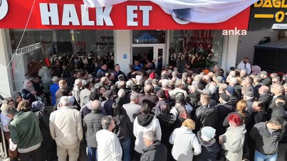 Ucuz et ve kıyma izdihamı: Ezilme tehlikesi geçirdiler