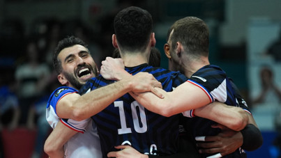 Halkbank altın setle dörtlü finalde