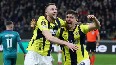 Yusuf Akçiçek Süper Lig şampiyonu oldu: 37 kat yükseğe uçtu