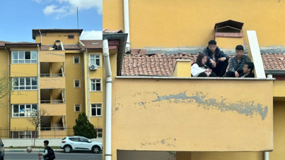 Liseliler okulun çatısında sigara içti
