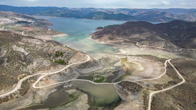 Kısa yol için baraj suyunun çekilmesini bekliyorlar
