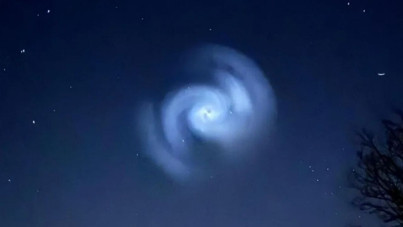 İngiltere'de gökyüzünde görülen spiralin nedeni ortaya çıktı