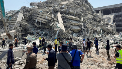 Deprem paniği: Gökdelenler yıkıldı, görüntüler korkunç