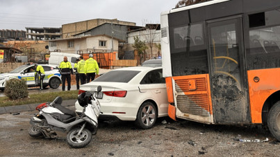 Gaziantep'te araçlar birbirine girdi: 12 yaralı