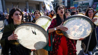 DEM'den süreç yorumu: Raydan çıkabilir