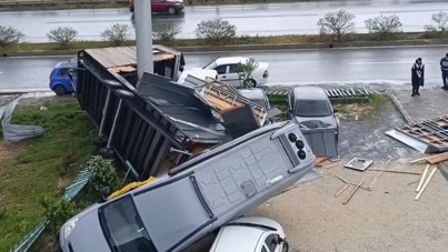 Antalya'da hortum ortalığı birbirine kattı: Bungalov sürüklendi, karavan uçtu