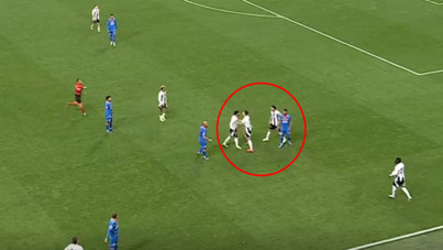 Beşiktaş'ta iki futbolcu saha içinde tartıştı