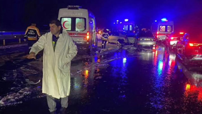 Aksaray'da zincirleme kaza: 12 araç birbirine girdi