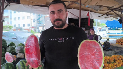 Kilosu 75 lira olan karpuz dilimle satılıyor