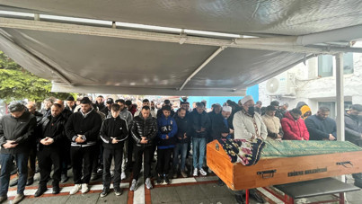 Okul bahçesinde ölü bulunan kız toprağa verildi