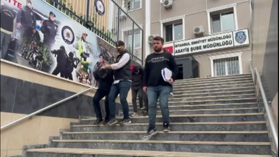 Profesör, sahte polis tuzağına düştü: Altınlarını poşetle verdi