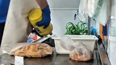 Sağlık rezaleti: Bozuk etleri çamaşır suyunda yıkayıp satmış