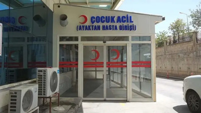 Bir tencere kaynar şerbet çocuğun üzerine döküldü