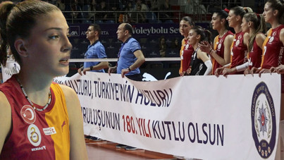 Polis pankartını tutmayarak protesto etmişti: İlkin Aydın'dan geri adım