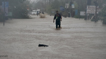 Şiddetli yağışlarda 100’den fazla ölü