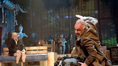 Macit Koper'in yazdığı "Geçmişin Gölgesi" oyunu 16 Nisan'da sahnelenecek