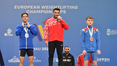 Milli halterci Harun Algül’den altın madalya