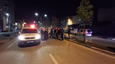 Kimlik isteyen bekçi bıçaklandı