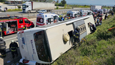 Yalova'da yolcu otobüsü devrildi: 1 ölü