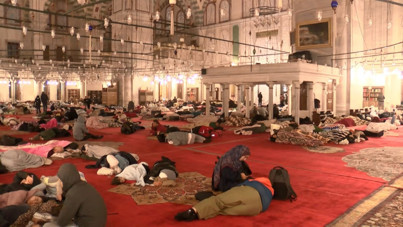 Camide sabahladılar