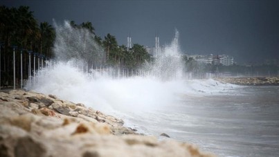 Meteoroloji saat vererek uyardı: Kuvvetli fırtına geliyor