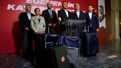Özgür Çelik açıkladı: İmamoğlu'nun valizlerinde ne vardı?