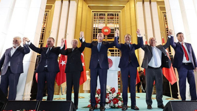 Seçildiğinde Erdoğan'ın elini kaldırmıştı: 'Parlamenter sisteme dönülebilir'