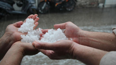 Manisa'da başladı, saatlerce patır patır yağdı