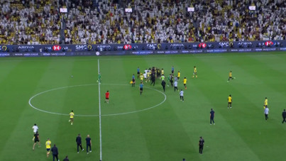 Benzema-Ronaldo derbisinde saha karıştı: Tarihi maçta kavga çıktı!