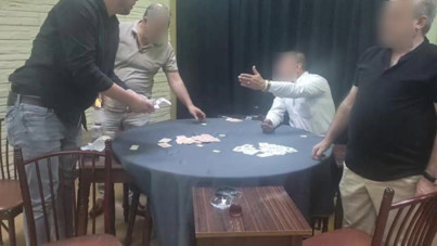 Kumarda suçüstü yakalandı: 'Abi şimdi geldim ya'