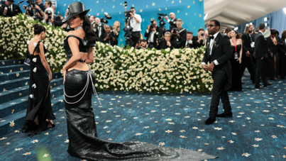 Kim Kardashian’ın 4 milyar dolarlık iç çamaşırı imparatorluğu yayılıyor