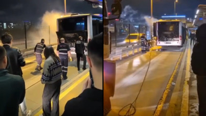 Okmeydanı'nda metrobüs yangını