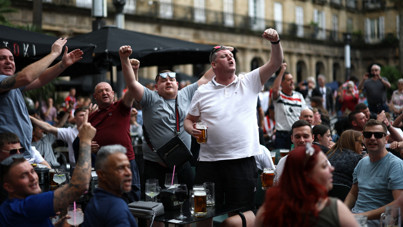 Fırsatçılar her yerde: Tarihi final öncesi yüzde 900 zam!