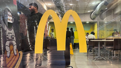 McDonald’s şubesi karıştı, 21 yaş altına kapılar kapandı